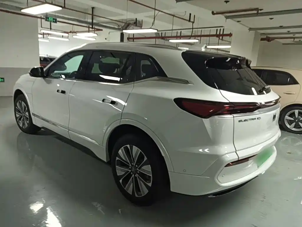 Buick E5 — миниатюра 5