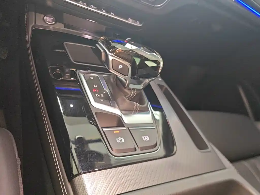 Audi Q5L — миниатюра 14