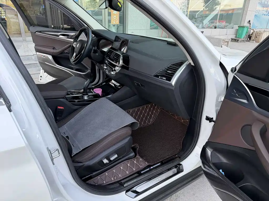 BMW X3 — миниатюра 8