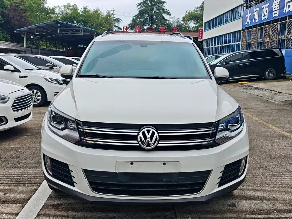 Volkswagen Tiguan — миниатюра 2