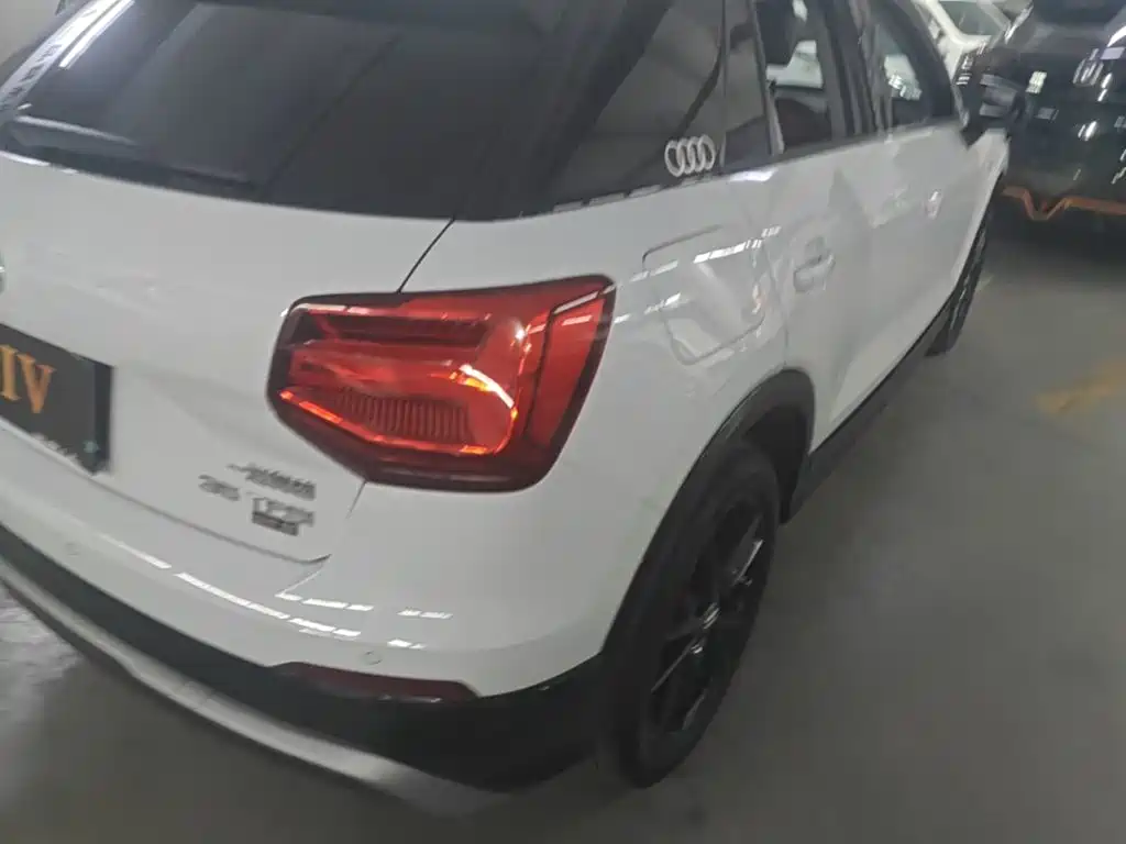 Audi Q2L — миниатюра 8