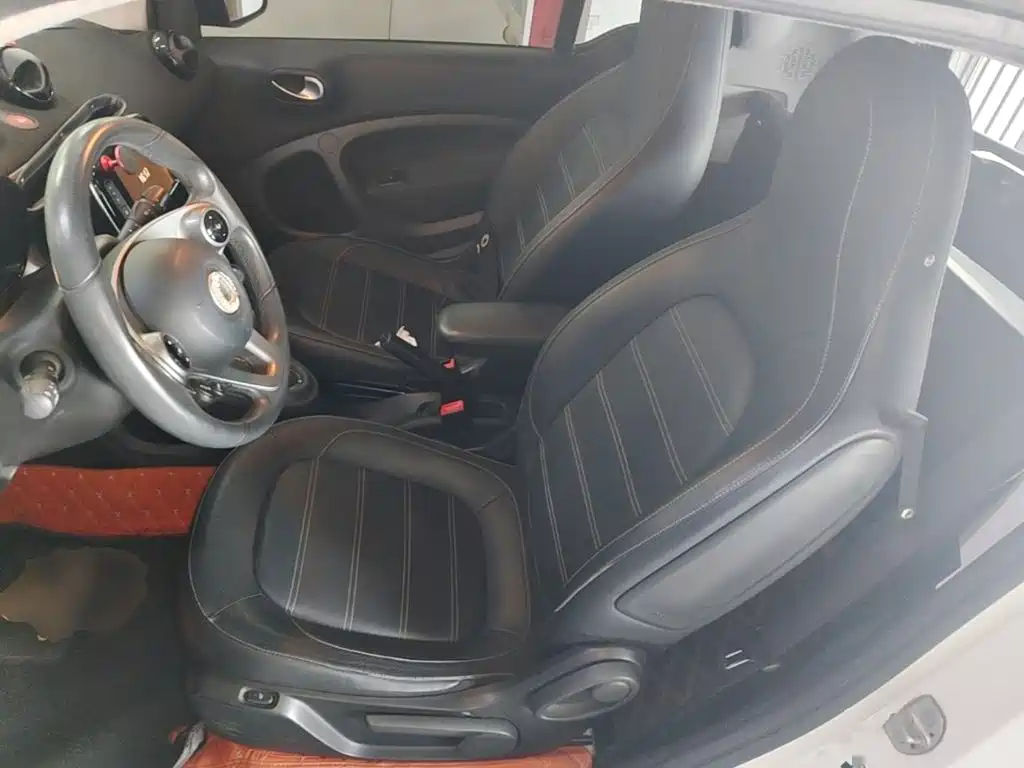 smart Smart Fortwo — миниатюра 15