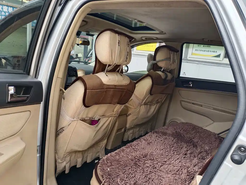 BAIC E-Series — миниатюра 9