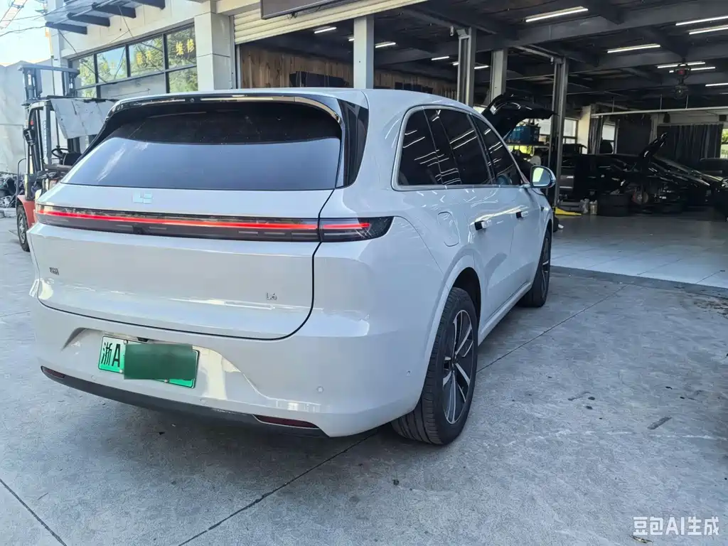 Li Auto Li L6 — миниатюра 9