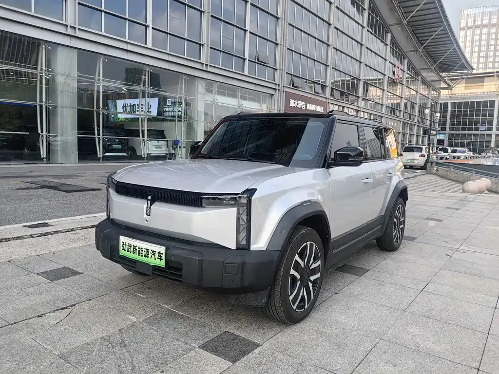 iCAR iCAR 03
