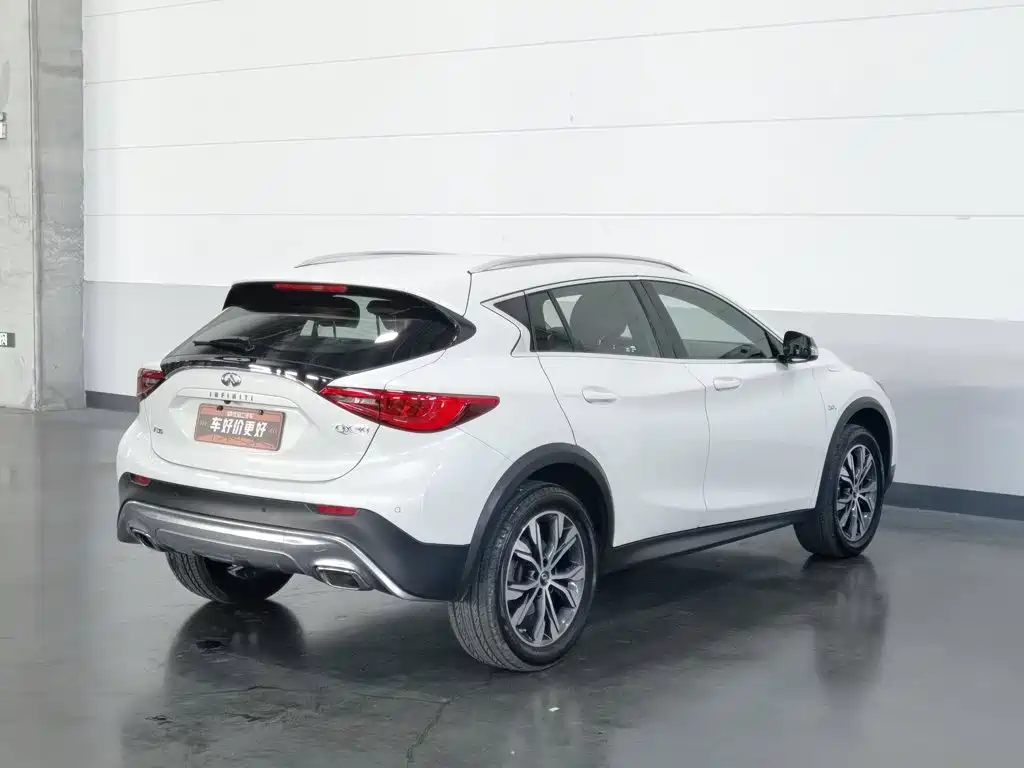 Infiniti QX30 — миниатюра 2