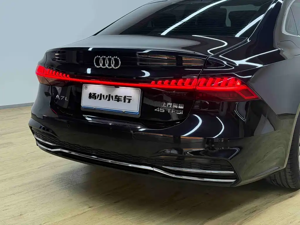 Audi A7L — миниатюра 32