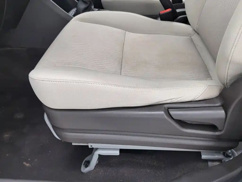 Wuling Hongguang V — миниатюра 20