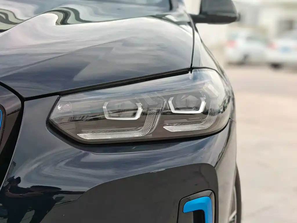BMW iX3 — миниатюра 10