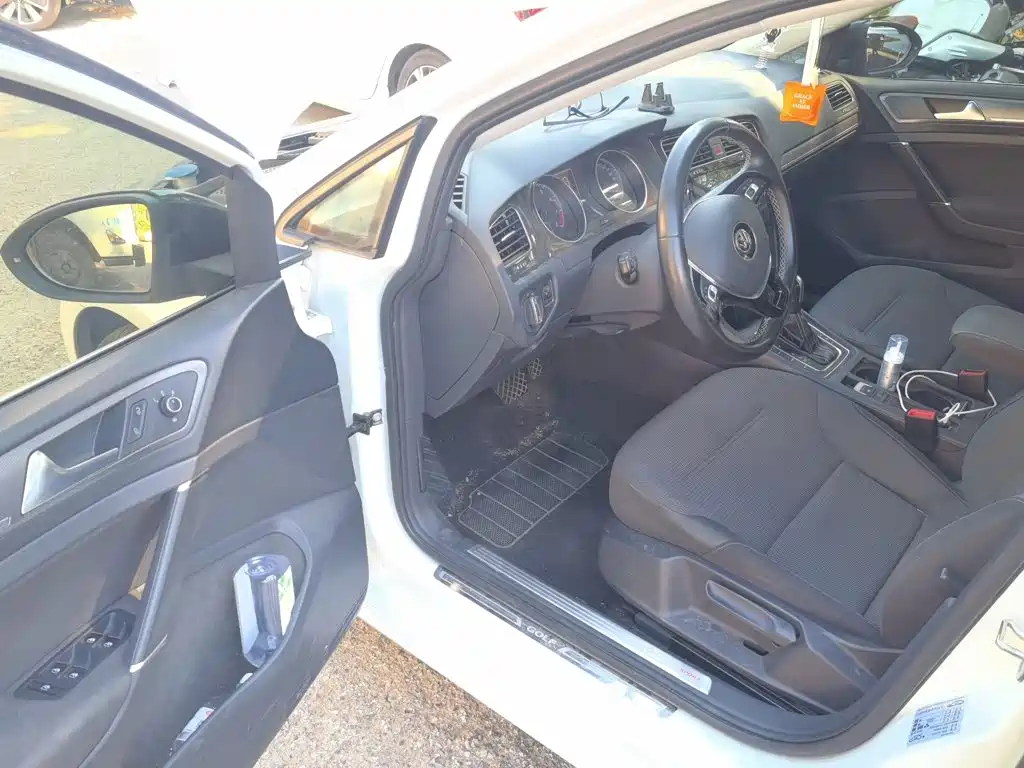Volkswagen Golf — миниатюра 13