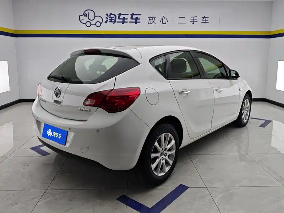 Buick Excelle — миниатюра 3