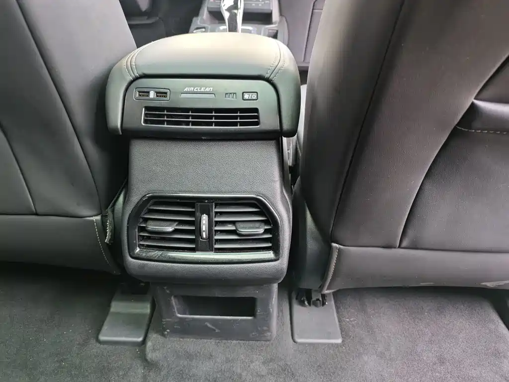 WEI PAI WEI BRAND VV6