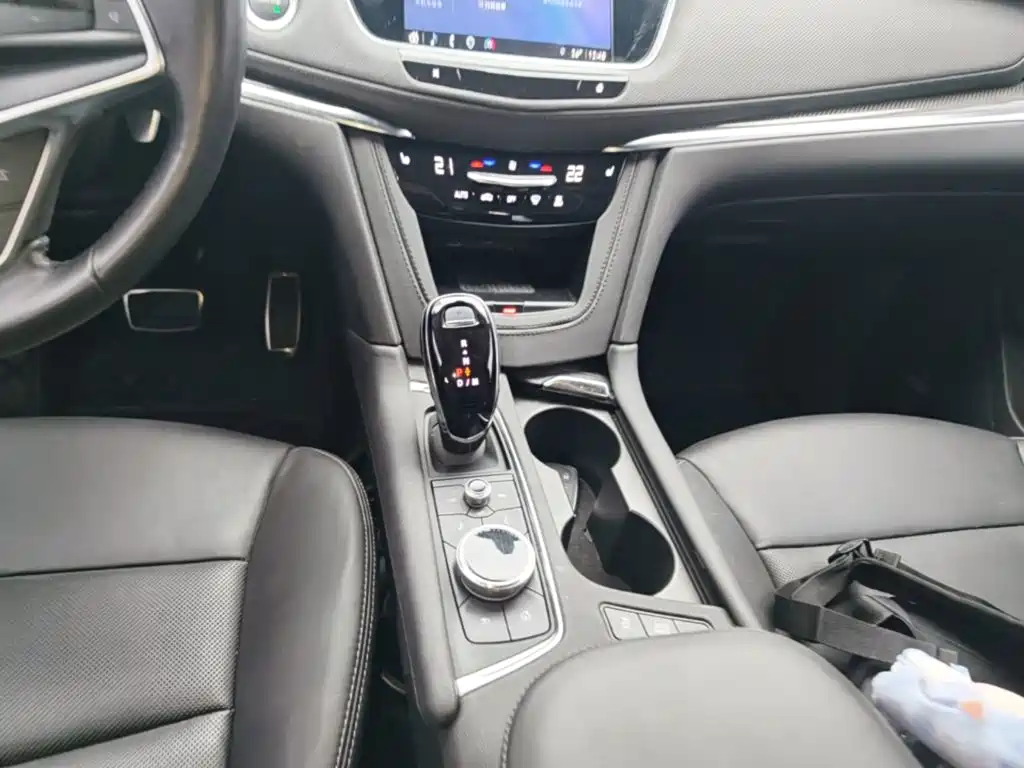 Cadillac XT5 — миниатюра 14