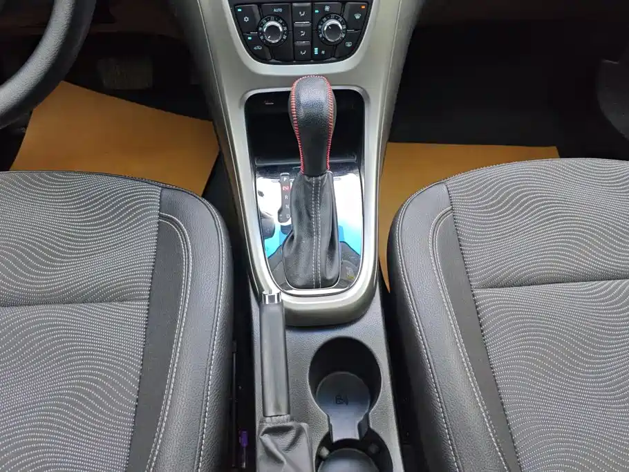 Buick Excelle — миниатюра 16