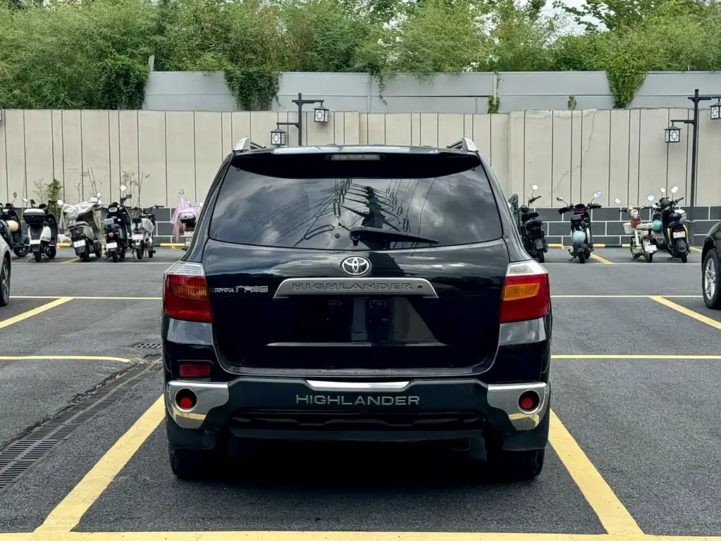 Toyota Highlander — миниатюра 7
