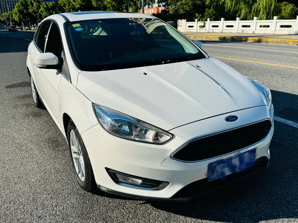 Ford Focus — миниатюра 3