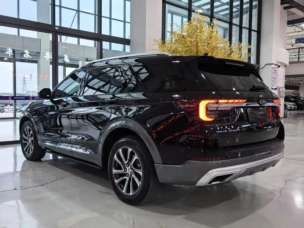 Ford Explorer — миниатюра 19