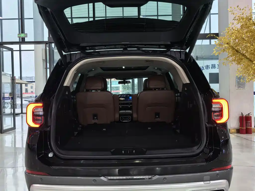 Ford Explorer — миниатюра 22