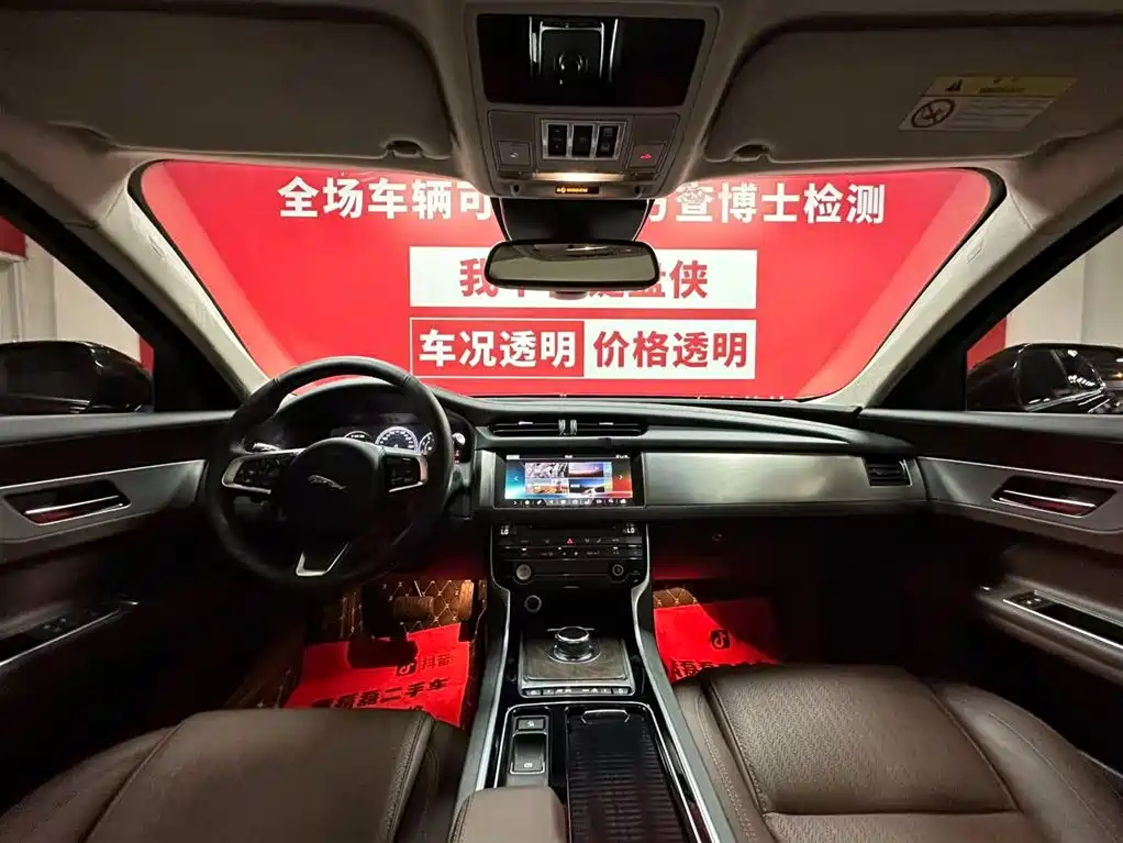 Jaguar XFL 2019 XFL 2.0T 250PS Premium