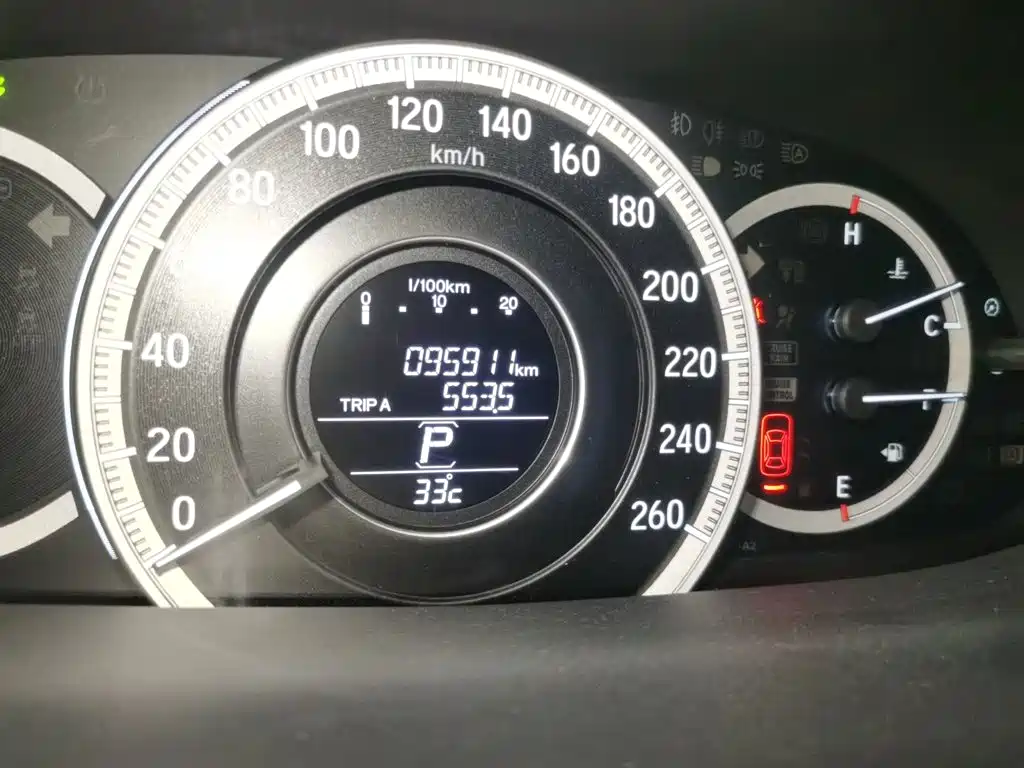 Honda Accord — миниатюра 8