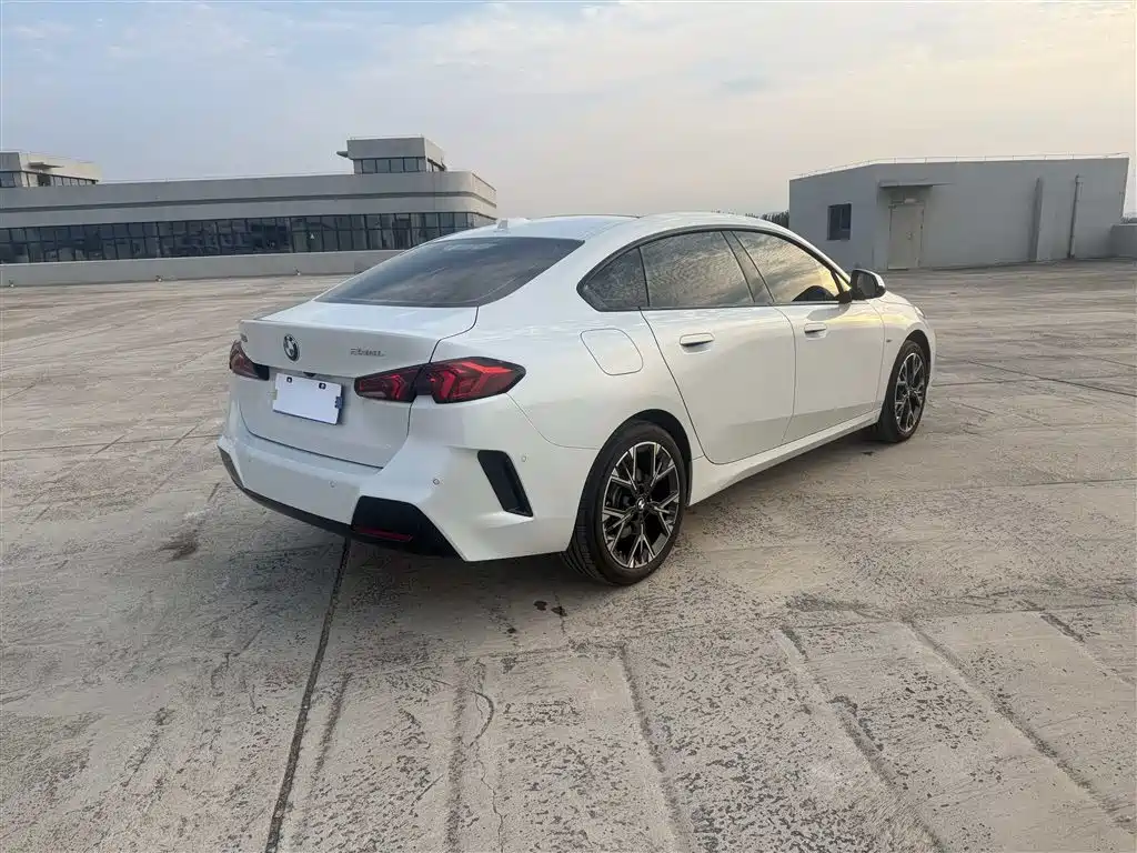 BMW 2 Series — миниатюра 7