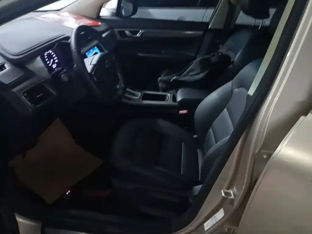 Geely Emgrand GS — миниатюра 15