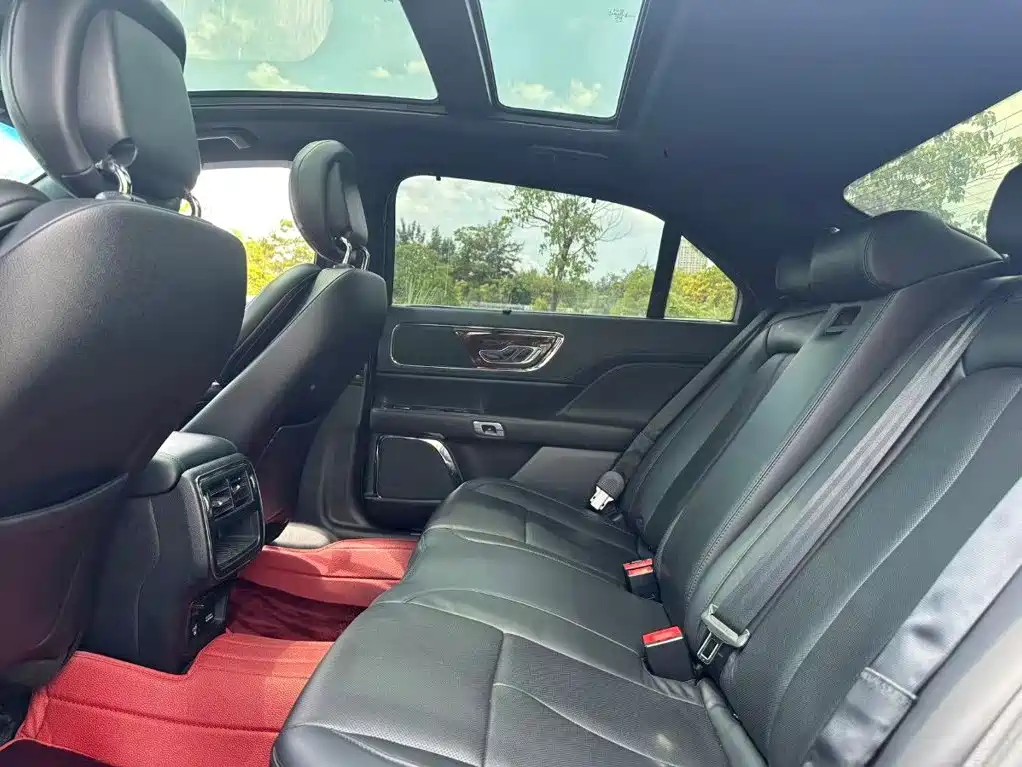 Lincoln Continental — миниатюра 4