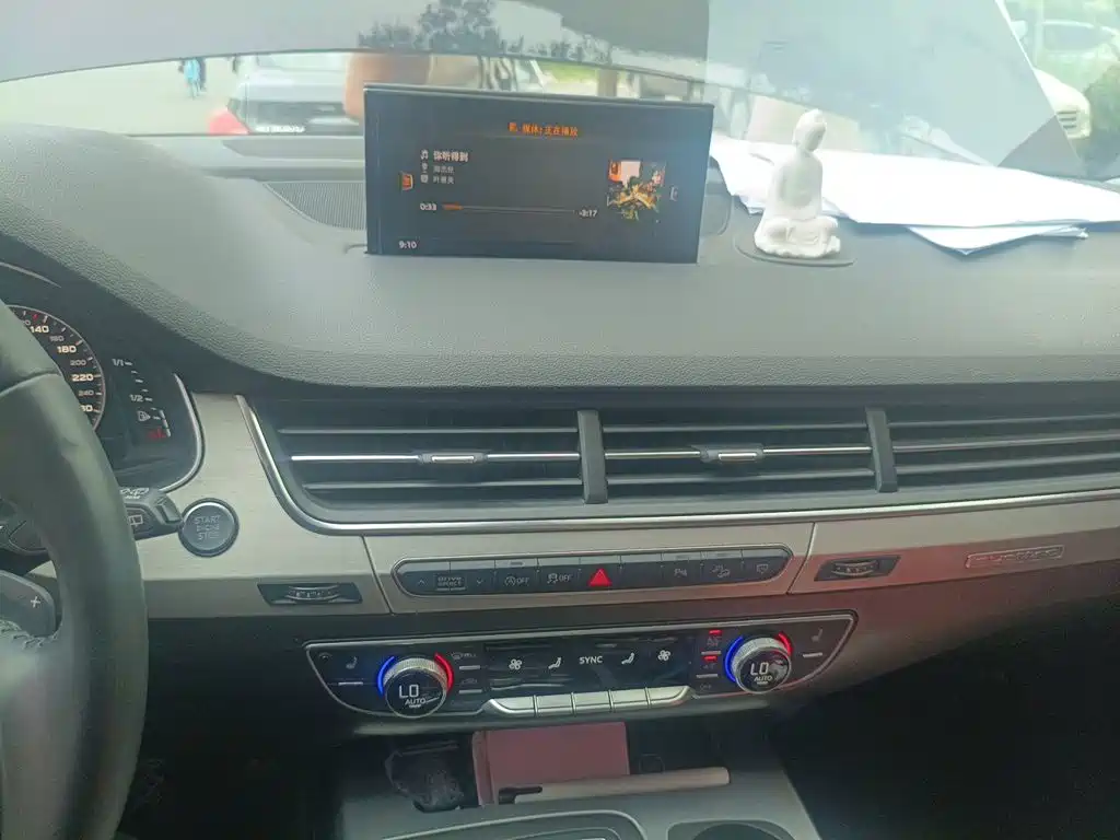Audi Q7 — миниатюра 14
