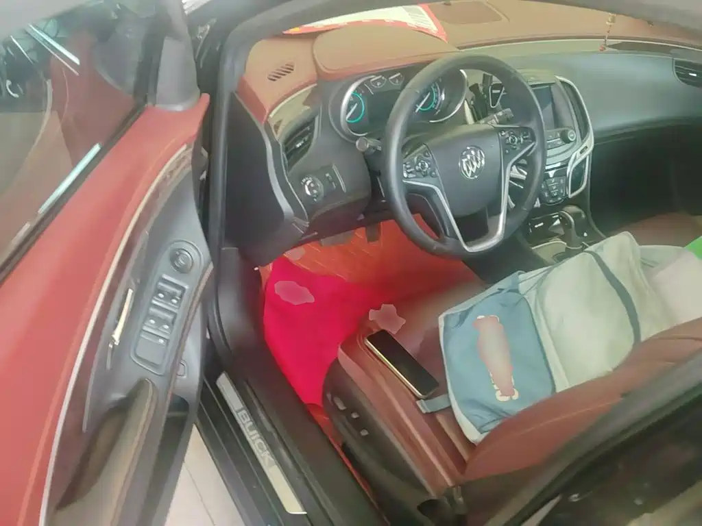 Buick LaCrosse — миниатюра 16