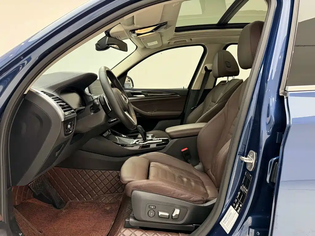 BMW X3 — миниатюра 17