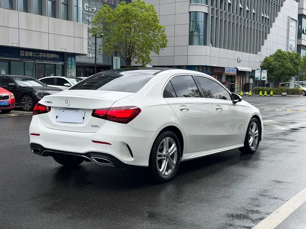 Mercedes-Benz A-Class — миниатюра 4