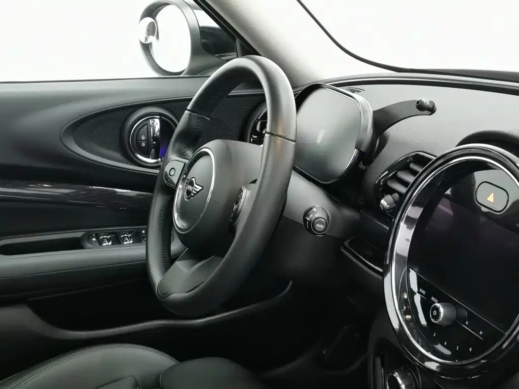 MINI Mini Clubman — миниатюра 22