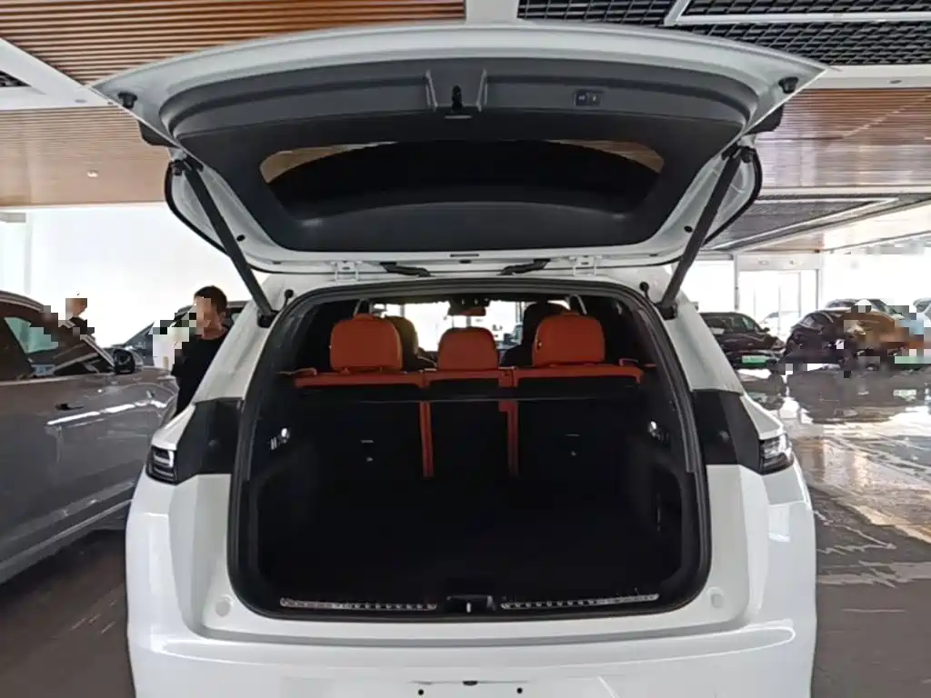Li Auto Li L7 — миниатюра 19