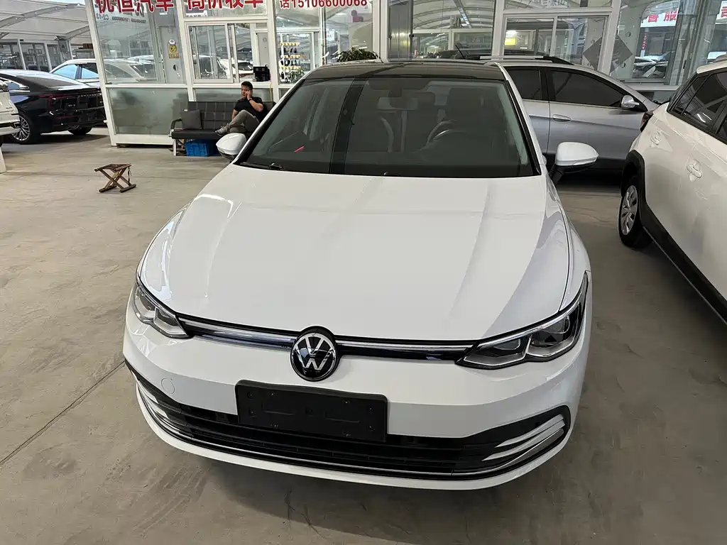 Volkswagen Golf — миниатюра 2