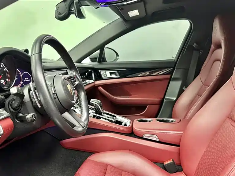Porsche Panamera — миниатюра 13