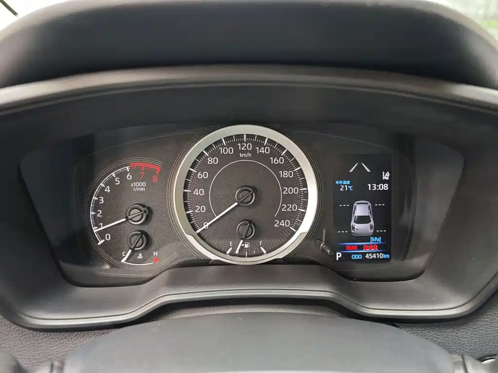 Toyota Corolla — миниатюра 13