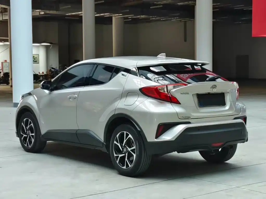TOYOTA C HR