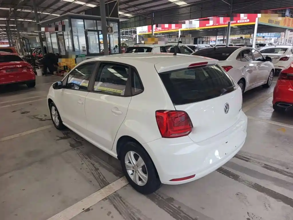Volkswagen Polo — миниатюра 5