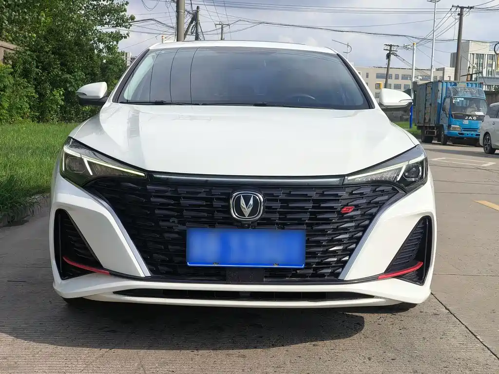 2023 Changan Eado - zdjęcie 1 z 10