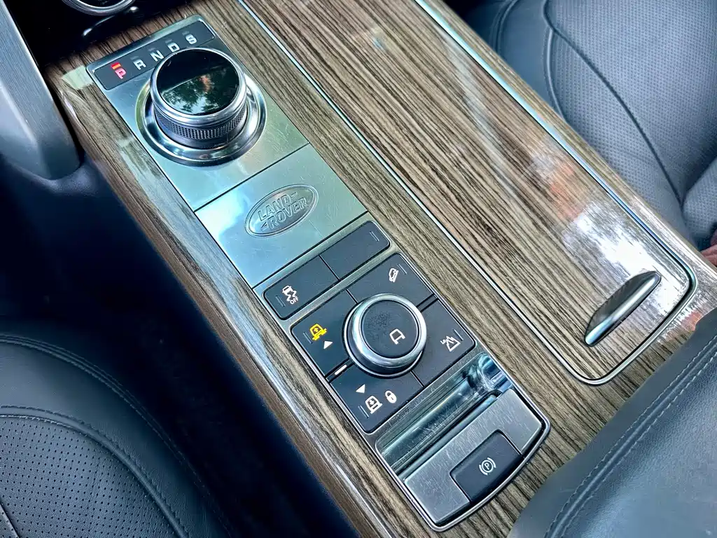 Land Rover Range Rover — миниатюра 9