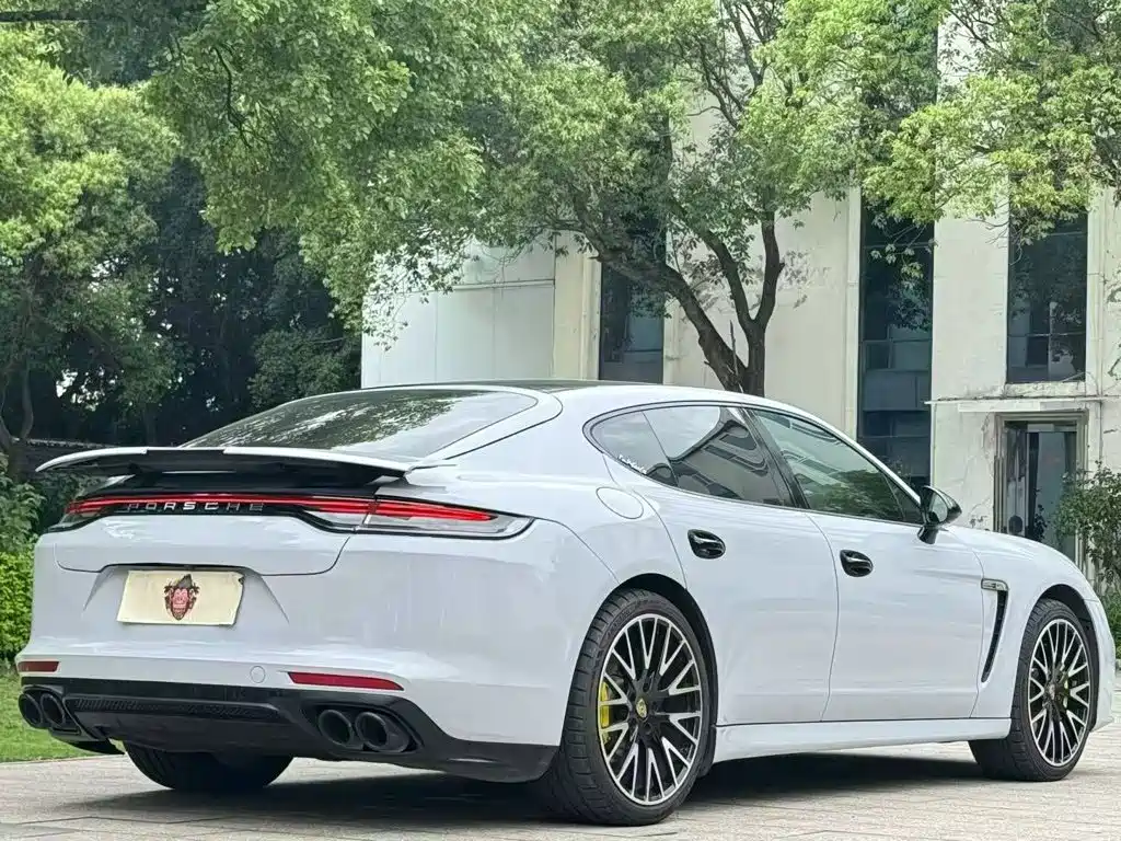 Porsche Panamera — миниатюра 9