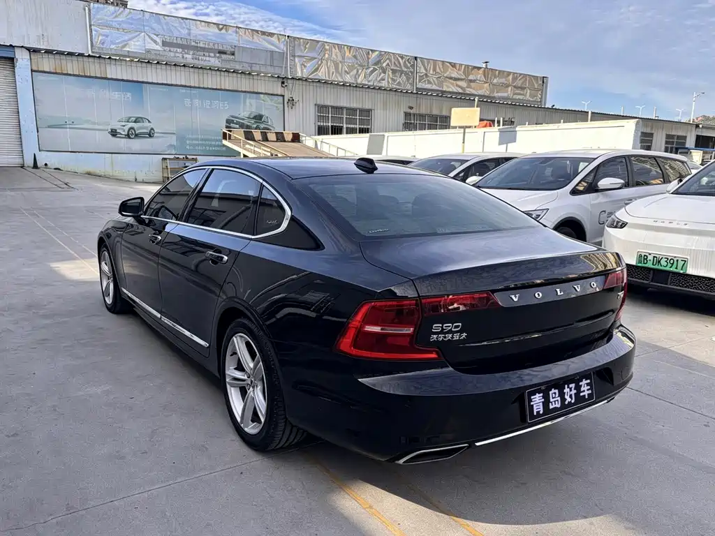 Volvo S90 — миниатюра 11