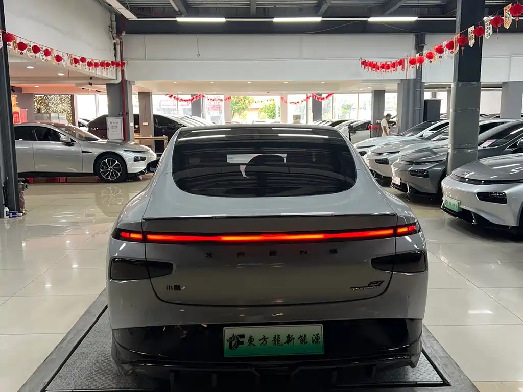 XPeng P7 — миниатюра 7
