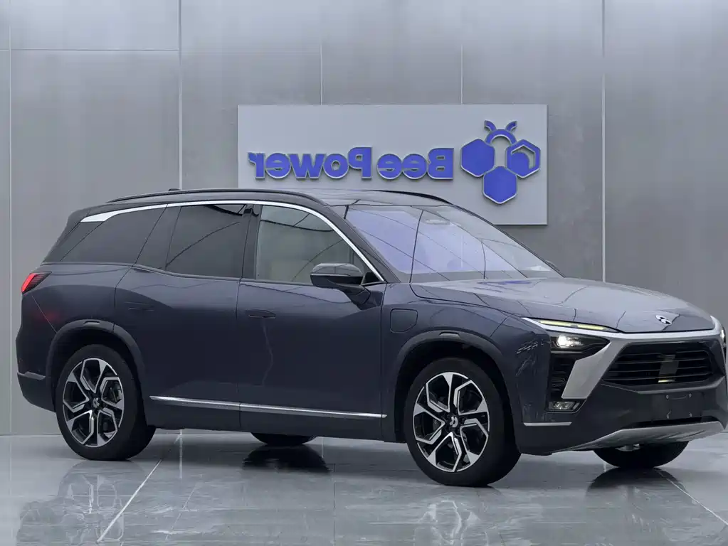 NIO ES8 2020 415KM мест