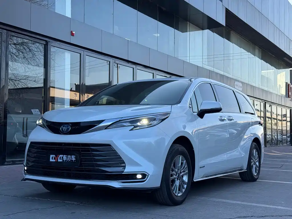Toyota Sienna 2022