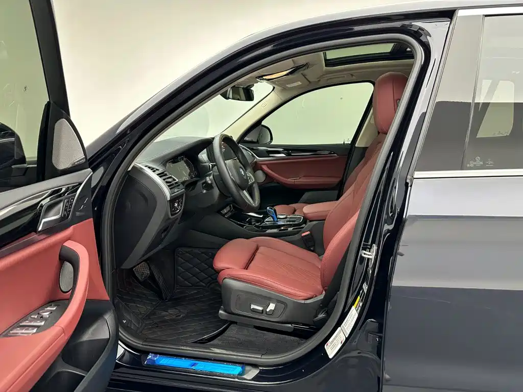 BMW iX3 — миниатюра 9
