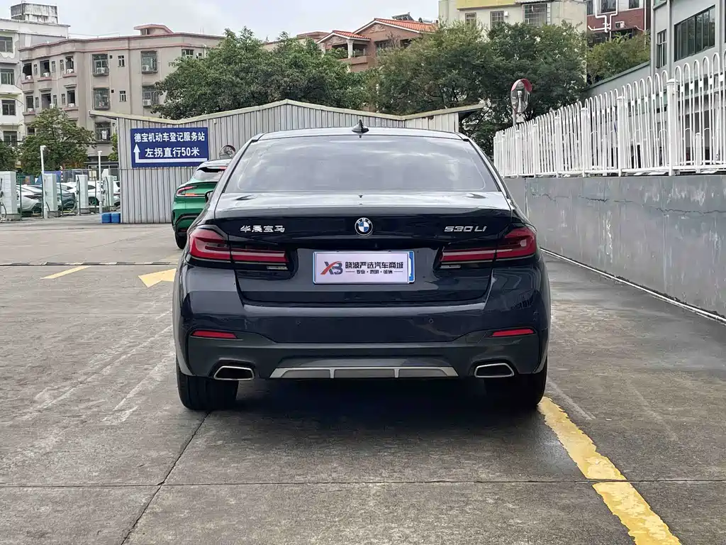 BMW 5 Series — миниатюра 5