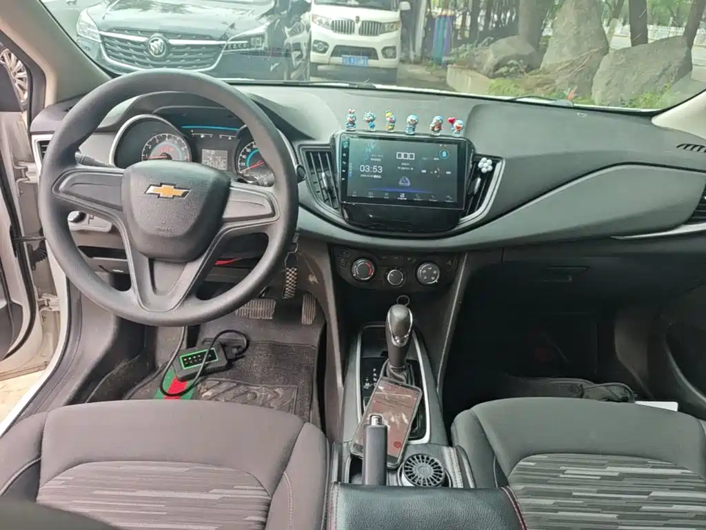 Chevrolet Cavalier — миниатюра 10