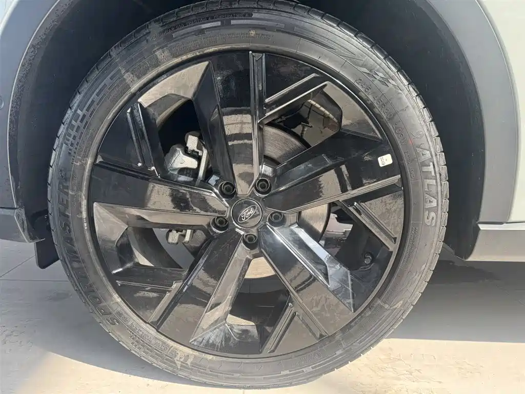 FORD LINGRUI NEW ENERGY