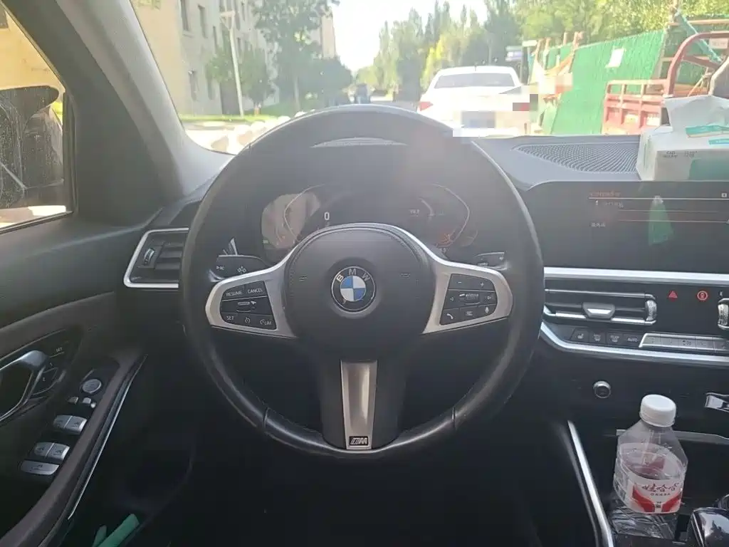 BMW 3 Series — миниатюра 3